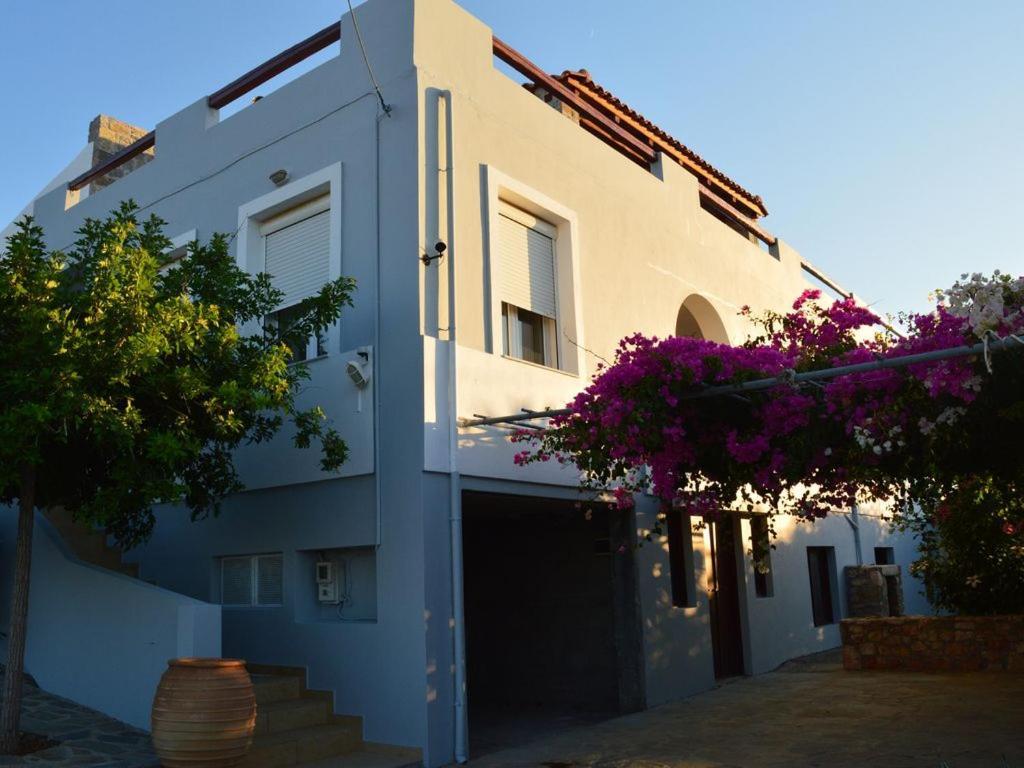 United Blue Resorts - White Sand Karteros Esterno foto