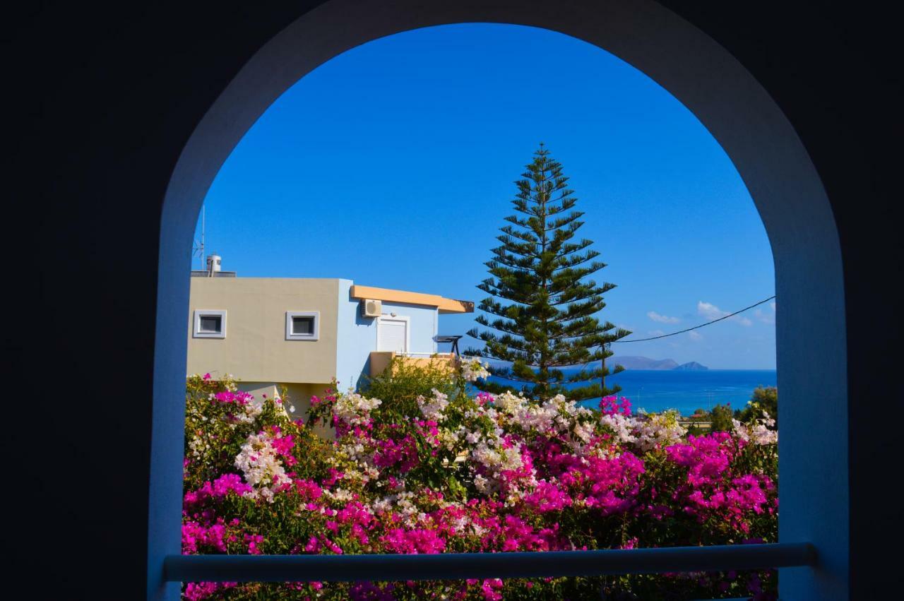 United Blue Resorts - White Sand Karteros Esterno foto