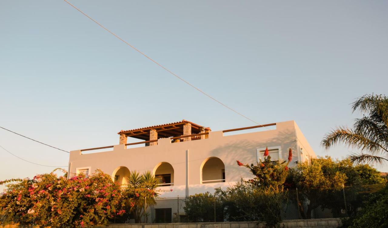 United Blue Resorts - White Sand Karteros Esterno foto