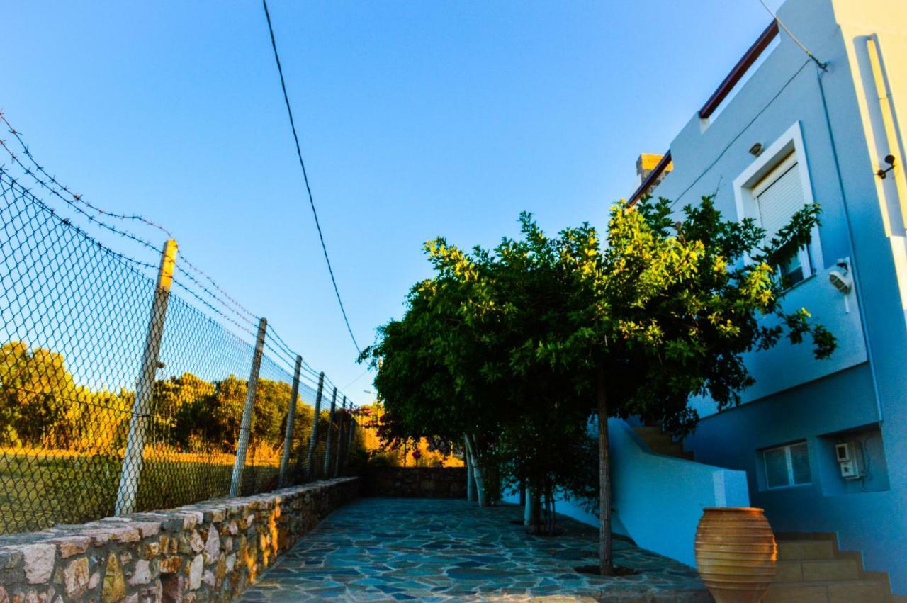 United Blue Resorts - White Sand Karteros Esterno foto