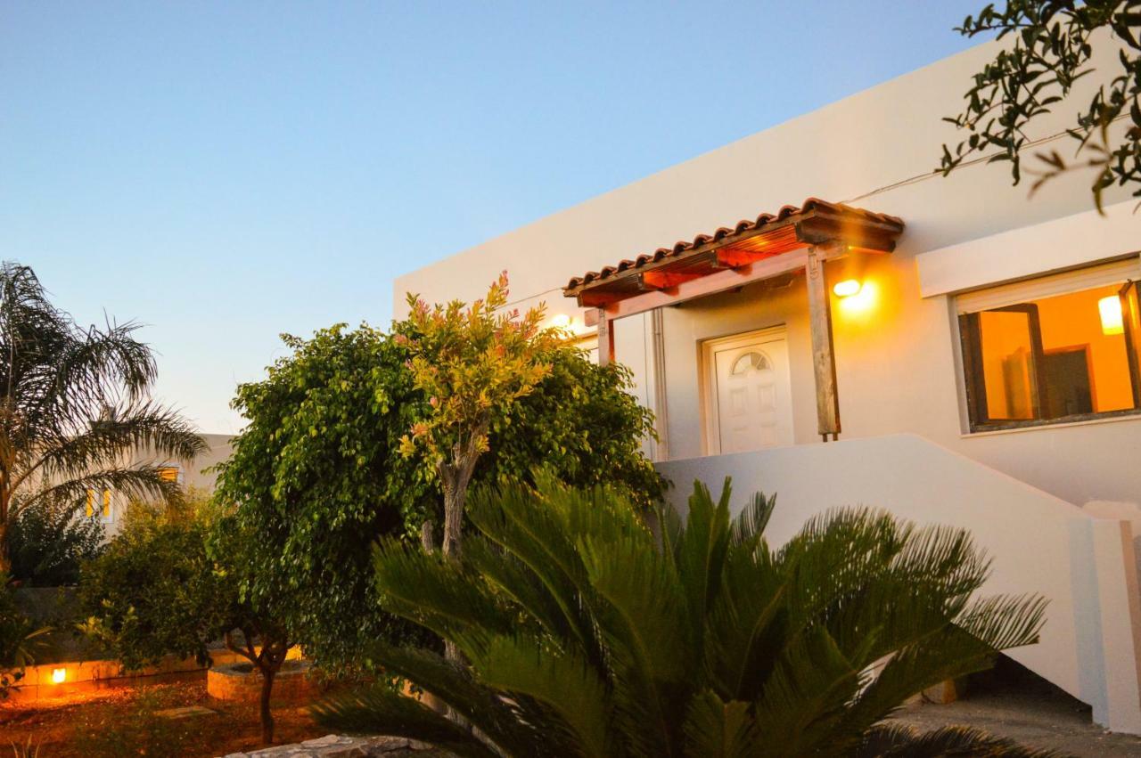 United Blue Resorts - White Sand Karteros Esterno foto