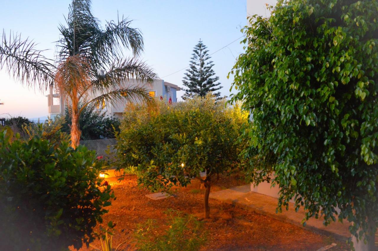 United Blue Resorts - White Sand Karteros Esterno foto